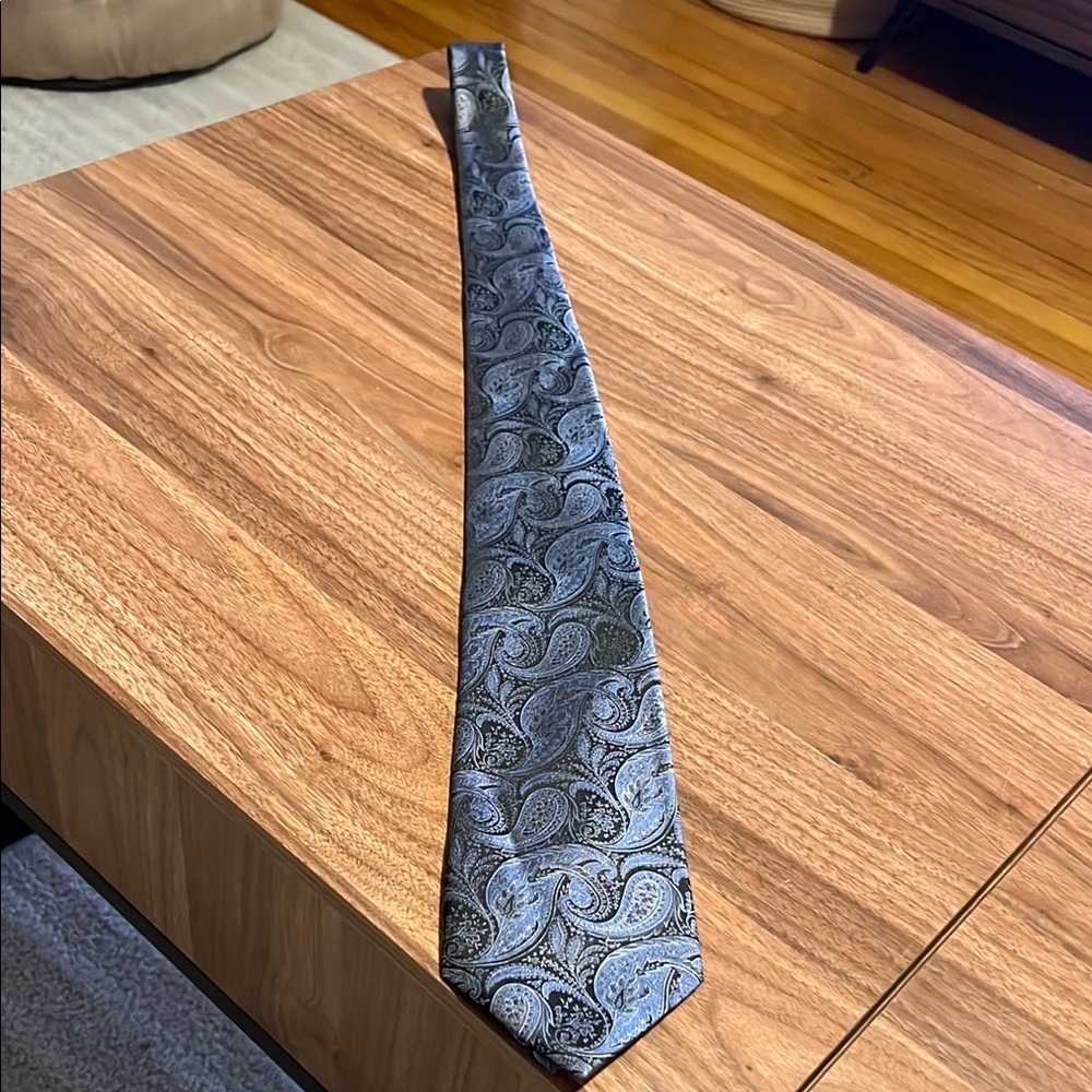 Elegant Club Room Paisley Tie in Blue